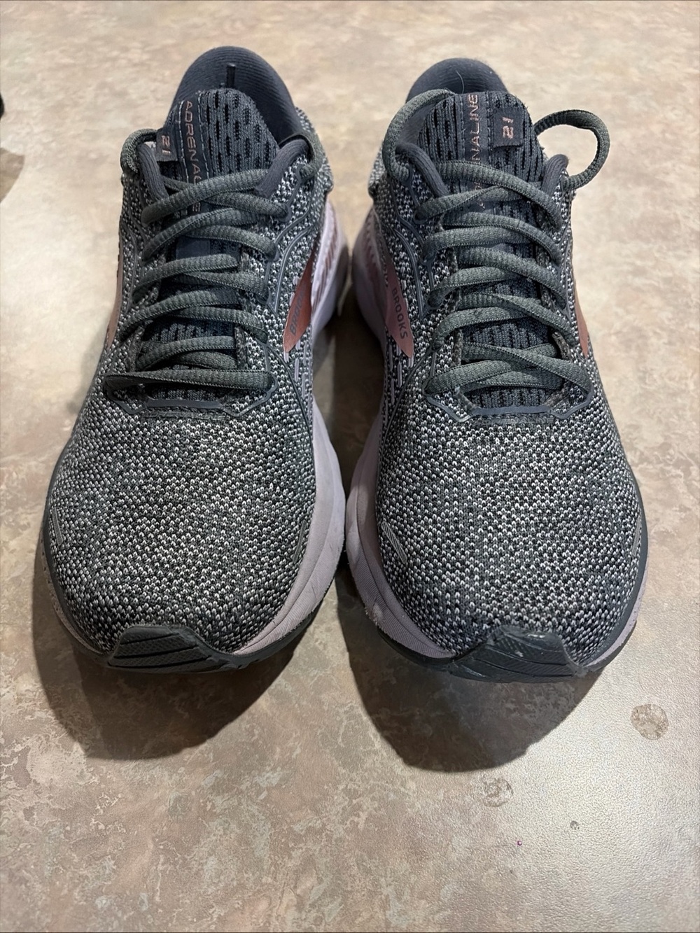 BROOKS ADRENALINE SHOES WOMENS SIZE 7 - Picture 2 of 9